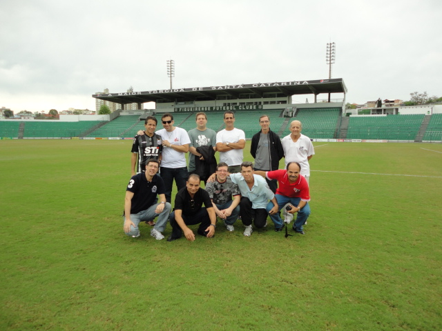 Clique sobre a foto para amplia-la