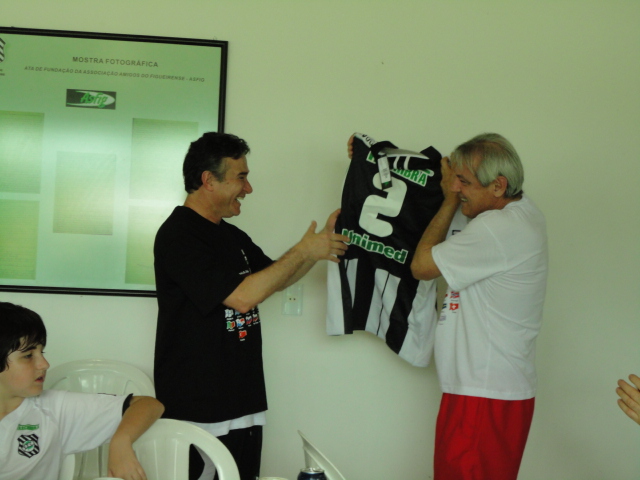 Clique sobre a foto para amplia-la