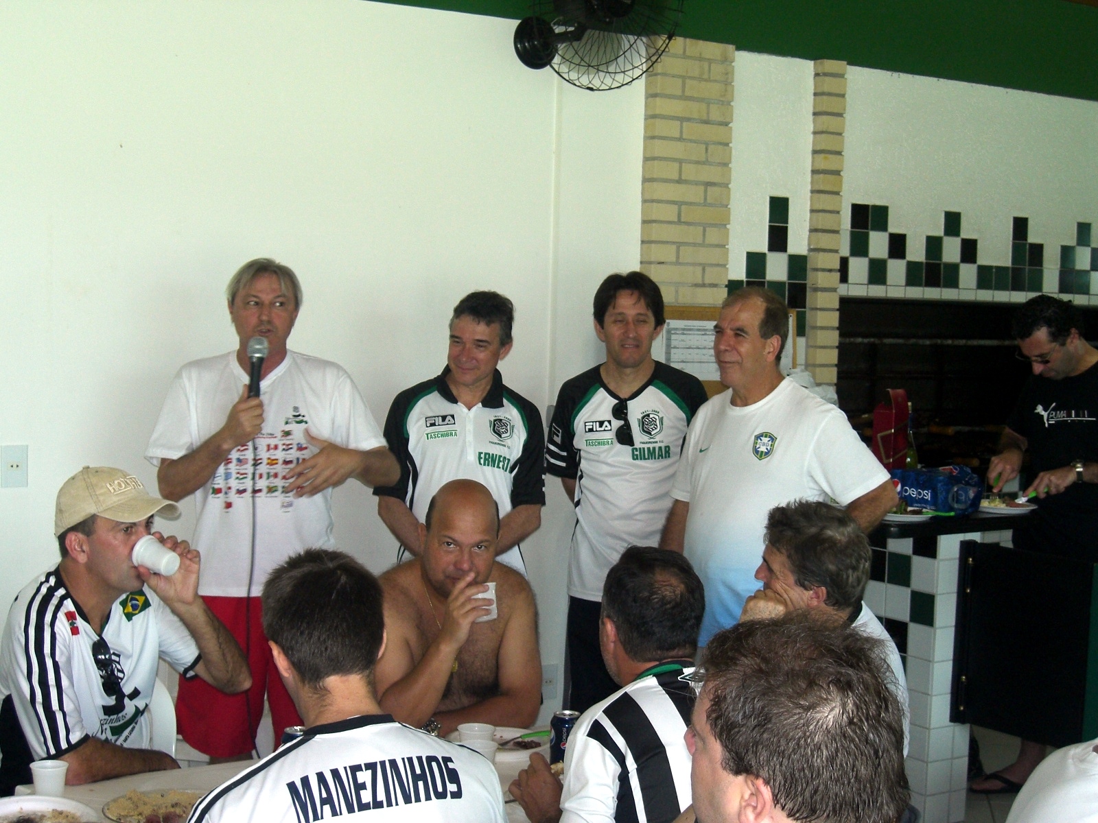 Clique sobre a foto para amplia-la