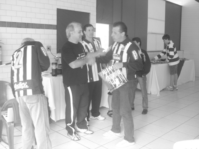 Clique sobre a foto para amplia-la