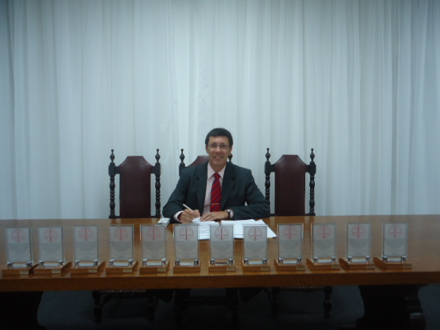 Clique sobre a foto para amplia-la