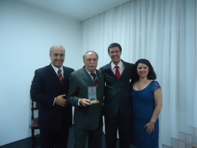 Clique sobre a foto para amplia-la